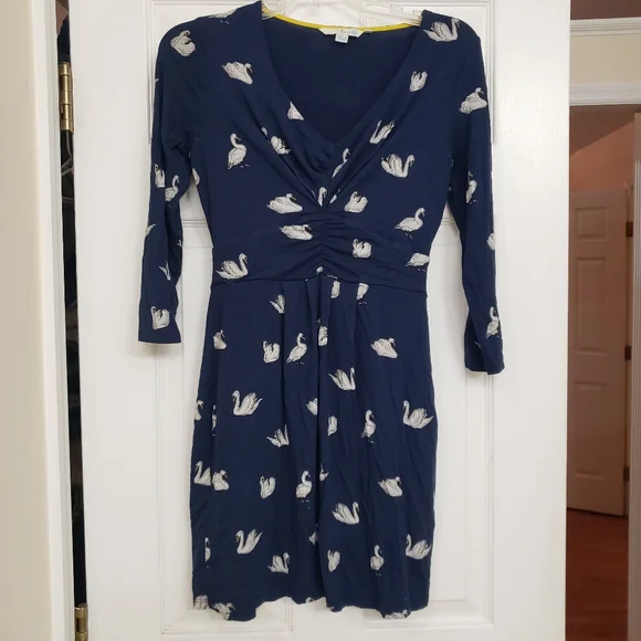 Boden Marion Swan Tunic Style Dress - Picture 2 of 10